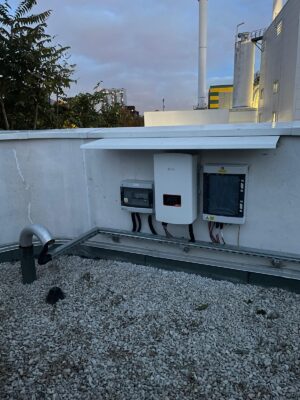 Installation de 30 panneaux solaires 13.65kwc à Saint-Denis (93) - SMIREC 5